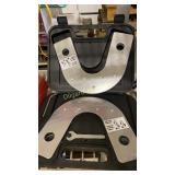 Gorilla Ladders static hinges