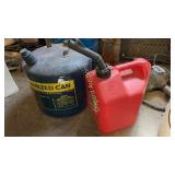 2 gas cans