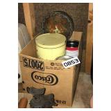 Misc vintage tin cans