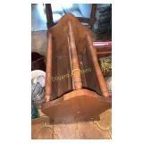 Wooden magazine organizer