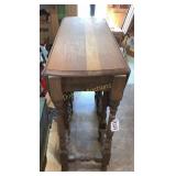 Folding round table (approx 4ft x30")