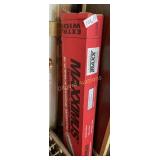 Maxximus extra wide carpet grippers