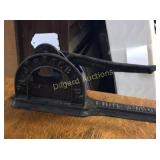 R.J.R Toe co browns mule slicing tool vintage