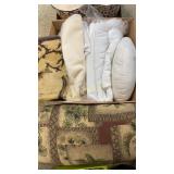 Misc. linens, decorative pillow