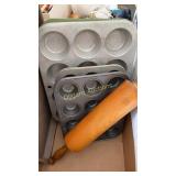 Rolling pin, cupcake & baking sheets