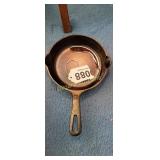 Griswold #3 cast skillet