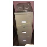 Filing cabinet and small filing