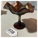 Fenton grape wreath dish