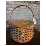 2000 Longaberger Christmas basket