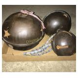 (3) different sized bells