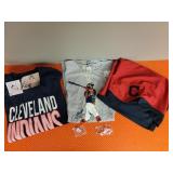 Cleveland Indians XL Sweatshirt, Tshirt and Shorts