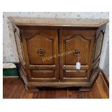Hall cabinet