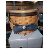 Longaberger Baskets: Collector Club & Bread Basket