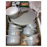 Calphalon serving set