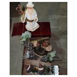 Possible Dreams Santa, trolls figurine and more