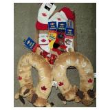 Canada socks and neck cushions