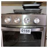 Chefman toaster/ air frier oven and pans