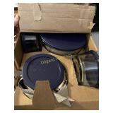 Pyrex bowls/ lids