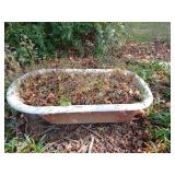 Cast iron bath tub