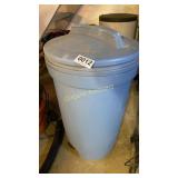Rubbermaid trash can-empty