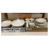 Ekco fine China Set of dishes