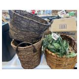 (4) Baskets