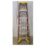 Warner 6' fiberglass step ladder
