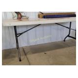 Lifetime 6'  folding table