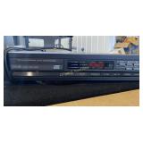 Magnavox disc player, speaker box