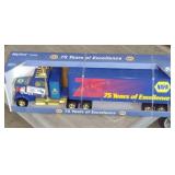 Nylint toy NAPA truck 25 in