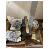 (2) boxes decor