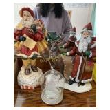 Ceramic Santas (damage to one)