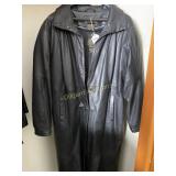 Eddie Bauer women's leather coat (M)