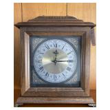 Buloua mantle clock