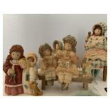 (5) Down Petticoat Lane figurines
