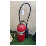 Fire extinguisher
