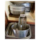 Roasting and baking pans