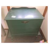 Green cabinet  (18"x27"x31")