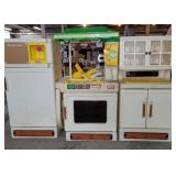 Little Tikes 3 pc kitchen play set