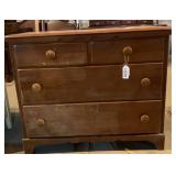 Dove tailed 4 drawer dresser 18'x42'x34'