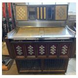 Jukebox, not working (42'x26'x51')