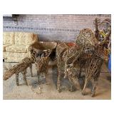 (4) Outdoor reindeer decor