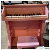 Barbie piano