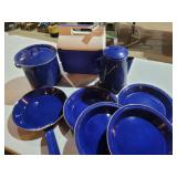 Blue granite ware set, igloo cooler