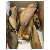 Wooden shoe molds