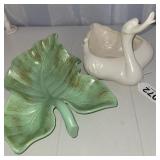 (2) Hull pottery (minor flecks)