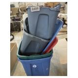 (4) totes with lids