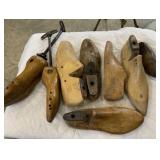 Wooden shoe forms