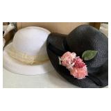 (2) Womens vintage hats