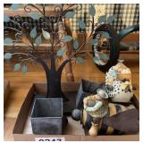 Williraye studio figurines, tree decor and more